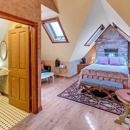 Historic Webster House Bed And Breakfast Inn ベイシティ エクステリア 写真